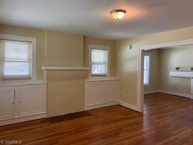 901 Uhles St unit 1, Reidsville, NC 27320 - photo 3