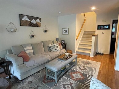 39 Winding Brook Dr, South Burlington, VT 05403 - photo 4