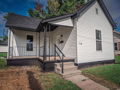 718 Illinois St, Bicknell, IN 47512 - photo 2