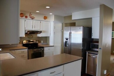 4120 N 4th Ave E, Newton, IA 50208 - photo 6