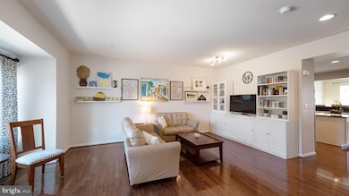 11921 Country Squire Way, Clarksburg, MD 20871 - photo 3