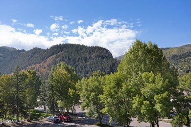 Front Entry Deck View