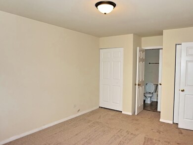 17527 Sycamore Ave, Country Club Hills, IL 60478 - photo 3