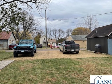 217 S Houk St, Good Thunder, MN 56037 - photo 7