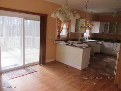 920 Bee Tree Dining Area
