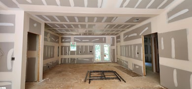 221 Cub Cove Dr, Walhalla, SC 29691 - photo 2