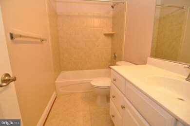 16094 Green Bay St, Haymarket, VA 20169 - photo 3