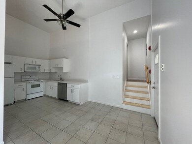 332 Lafayette St unit 2, Salem, MA 01970 - photo 3