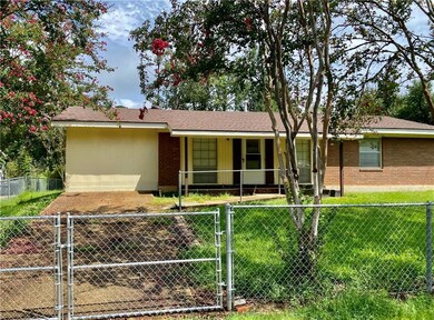 141 Walker Dr, Pineville, LA 71360 - photo 3