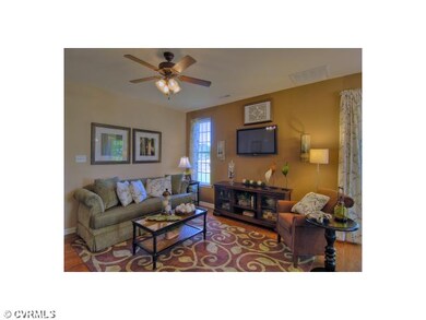 Den/Family/Great Room - FAMILY ROOM