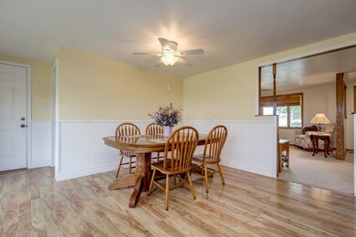 Eat-in Kitchen