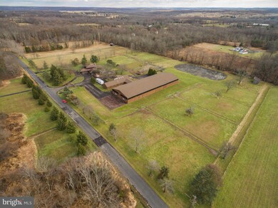 6496 Blueberry Ln, Pipersville, PA 18947 - photo 4