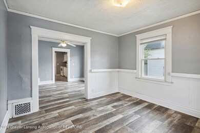 08-1529-Linval-St-Lansing-MI-48910-Windo
