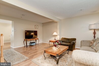 19 Milkwood Ct, Owings Mills, MD 21117 - photo 4