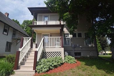 139 N 8th Ave, West Bend, WI 53095 - photo 4