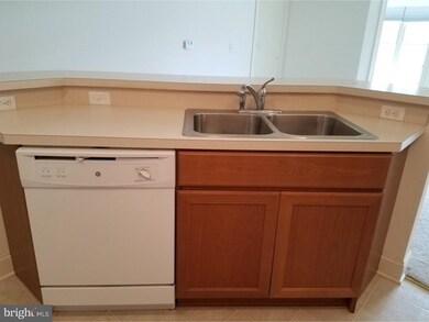 3000 Fountainview Cir unit 214, Newark, DE 19713 - photo 4