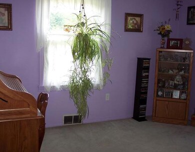 3127 Bradford Ave, Erie, PA 16506 - photo 6