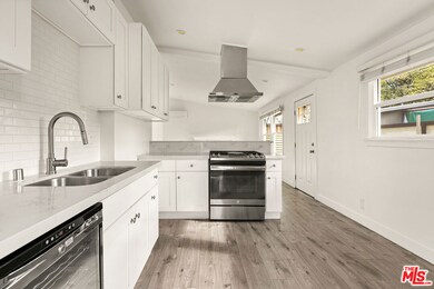 312 Chestnut Ave, Los Angeles, CA 90042 - photo 4