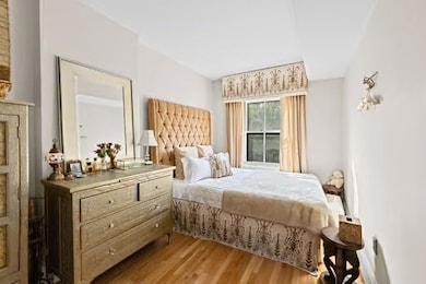 302 Commonwealth Ave unit E, Boston, MA 02115 - photo 7