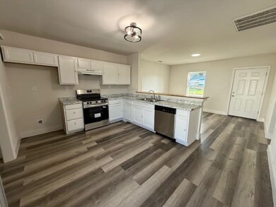 3617 Thomas Dr, Houma, LA 70363 - photo 4