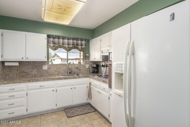 0011-Desert Hills (10)