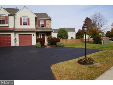 623 New Market Dr, Souderton, PA 18964 - photo 2
