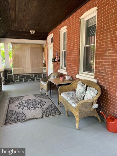 45 N Richardson Ave, Lansdale, PA 19446 - photo 2