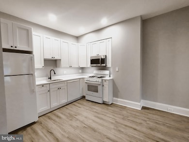 230 S Market St unit 2, Frederick, MD 21701 - photo 5