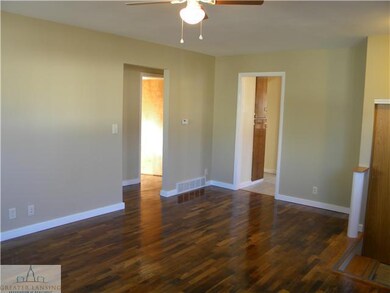 4811 Burchfield Ave, Lansing, MI 48910 - photo 5