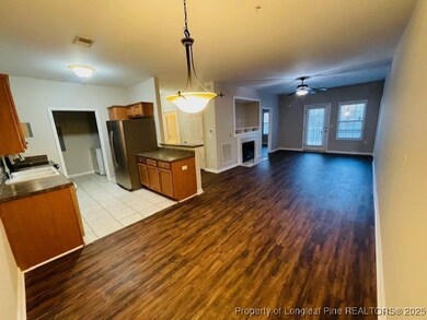 612 Marshtree Ln unit 201, Fayetteville, NC 28314 - photo 3