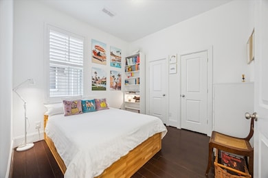 713 Dorothy St, Houston, TX 77008 - photo 5