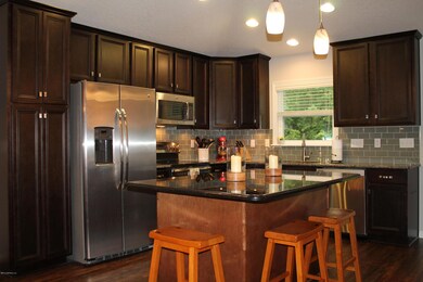 1301 Glen Laura Rd, Jacksonville, FL 32205 - photo 5