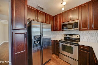 935 W Aspen Way-12