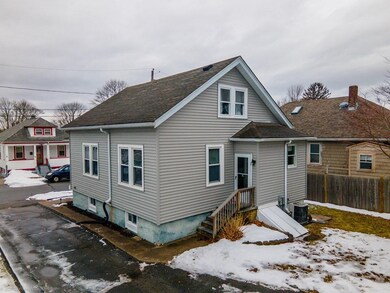 21 Garrison St, Fairhaven, MA 02719 - photo 6