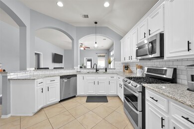 31803 Forest Park Trail, Conroe, TX 77385 - photo 7