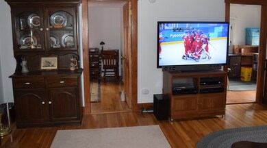 186 Lake Shore Dr, East Weymouth, MA 02189 - photo 5