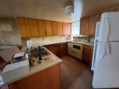 205 Dorr Dr, Rutland, VT 05701 - photo 4