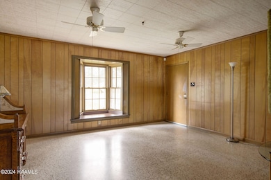 Formal Dining