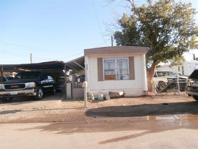 3546 W 5th St unit 452 & 460 S Vaughn A, Yuma, AZ 85364 - photo 6