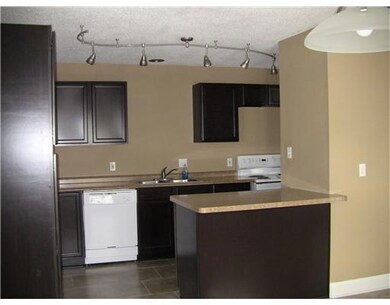 2641 Joy Ann Dr, Marrero, LA 70072 - photo 4