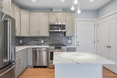 106 Montgomery St, Bloomfield, NJ 07003 - photo 4