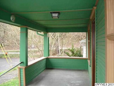 714 Montgomery St SE, Albany, OR 97321 - photo 2