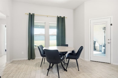 2673 River Bank Dr, Burleson, TX 76028 - photo 7