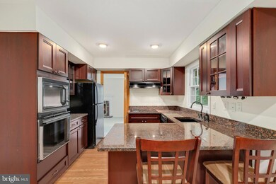8758 Oxwell Ln, Laurel, MD 20708 - photo 7
