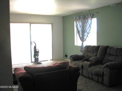 Living Rm