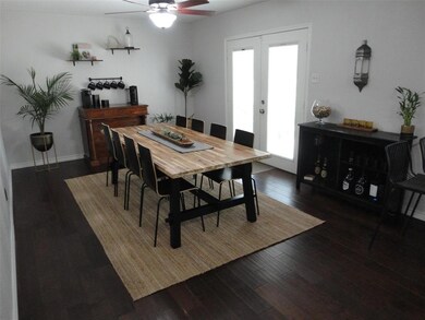 1016 Russell Ln, Bedford, TX 76022 - photo 3