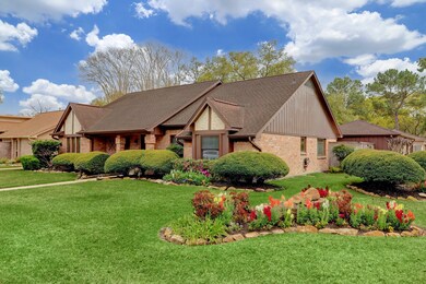 15423 Windy Cove Dr, Houston, TX 77095 - photo 2