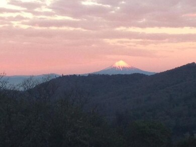 6255 Castle Terrace, Central Point, OR 97502 - photo 2