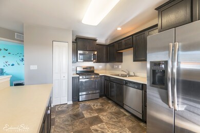 1660 Ruby Dr, Pingree Grove, IL 60140 - photo 6