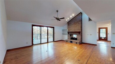 4617 Rounding Run Rd, Charlotte, NC 28277 - photo 2